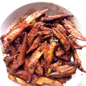 吮指鸡尖
